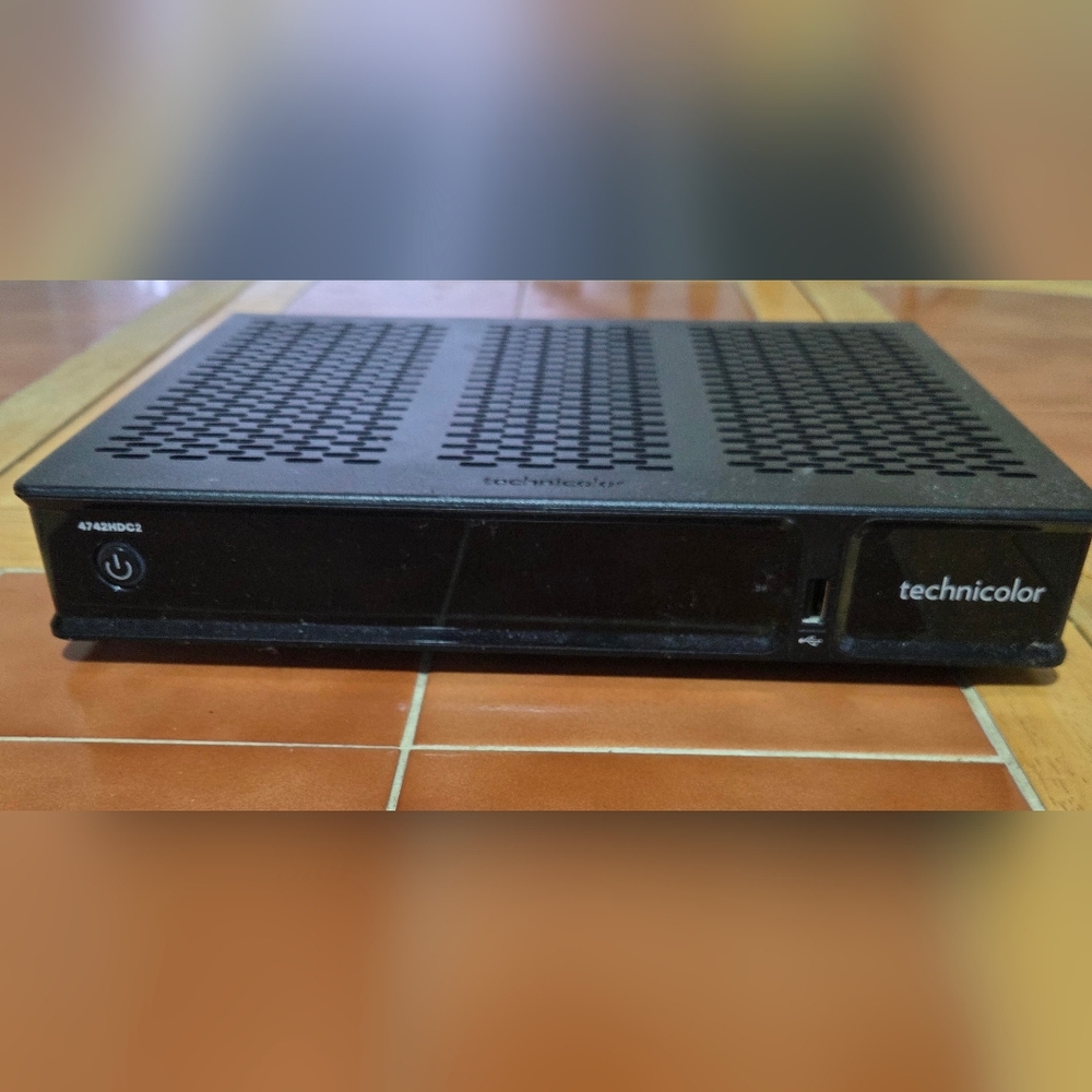 Cisco Technicolor 4742HDC2 High Definition HD Receiver Cable Box